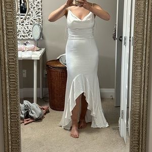 Elliatt white dress size Medium
